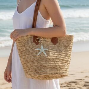 🆕 Starfish rhinestone heart keychain